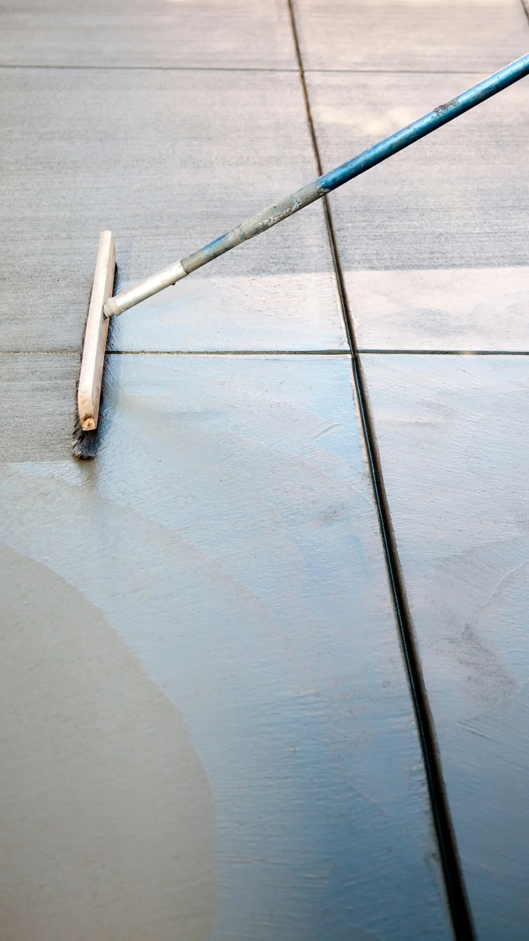 Broom-Finish