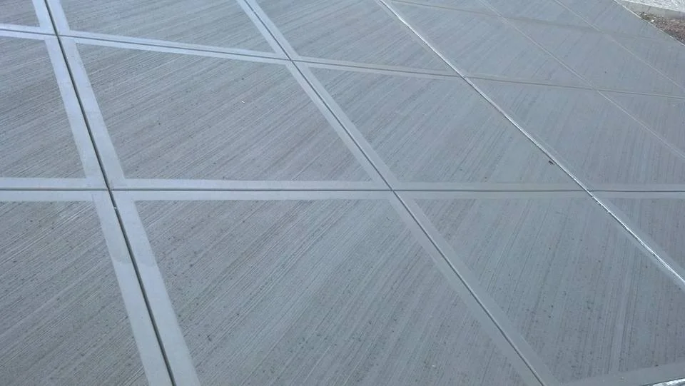 Broom-Finish